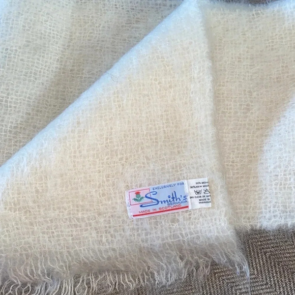 Smith’s of Bermuda mohair/ wool blend scarf - Picture 6 of 6